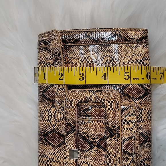 VTG  | Sondra Robert's Snakeskin Print Clutch Handbag - Picture 14 of 16